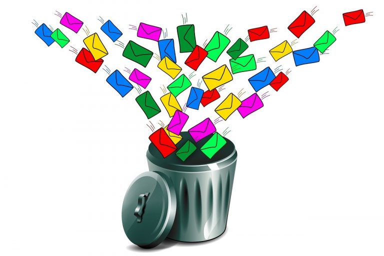 Bikini Floryday ayuda posible estafa